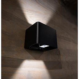 Nástěnné svítidlo SLC Shadow 2x5W 3CCT TED IP65/54 + 2x zásuvka Schuko - TLG Obrázek pro produkt Nástěnné svítidlo SLC Shadow 2x5W 3CCT TED IP65/54 + 2x zásuvka Schuko - TLG