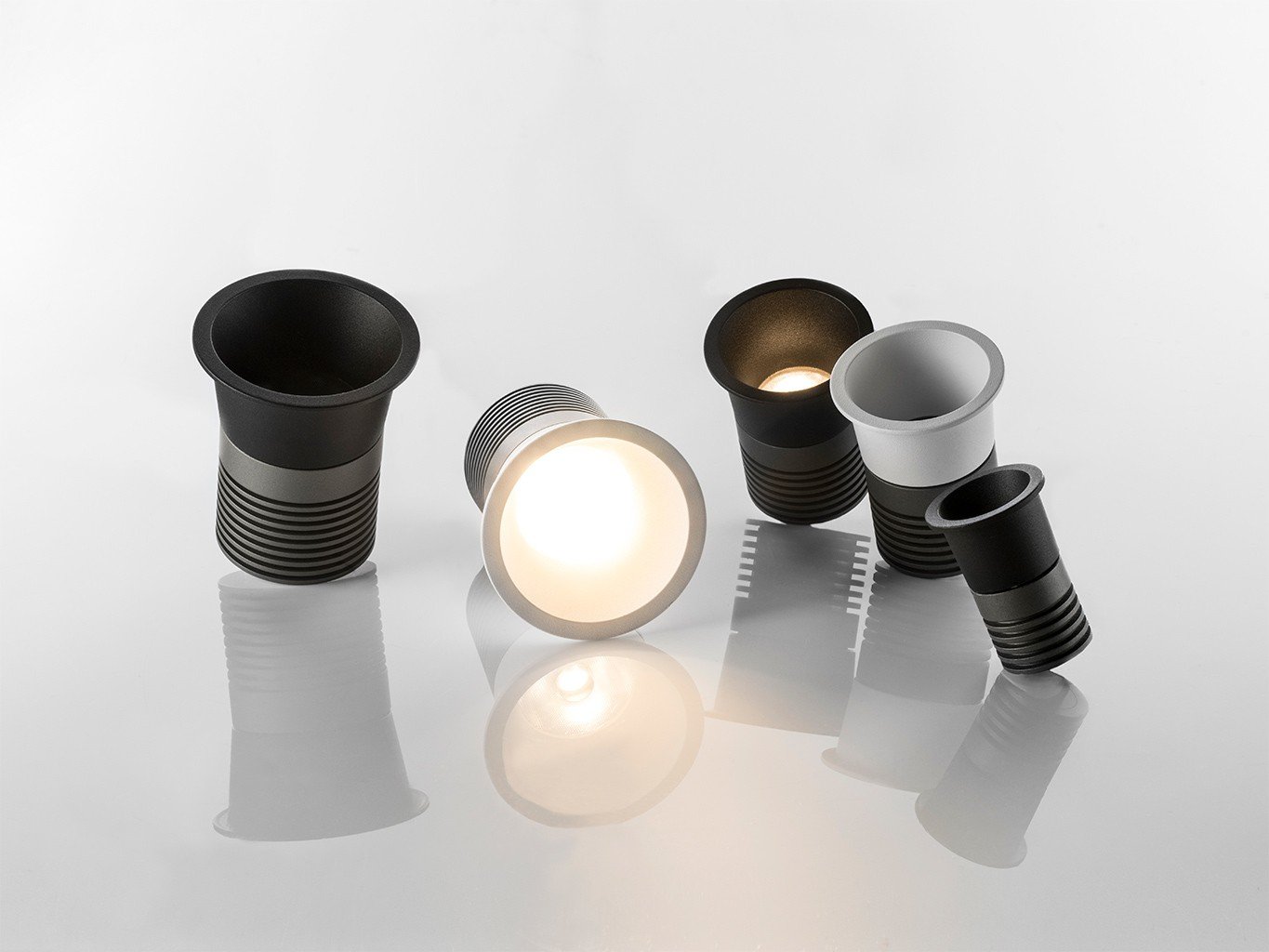LED2 2250231DT Svítidlo RAY S, W DIM TRIAC 6W 3000K zápustné bílé - LED2 Lighting (obrázek 8)