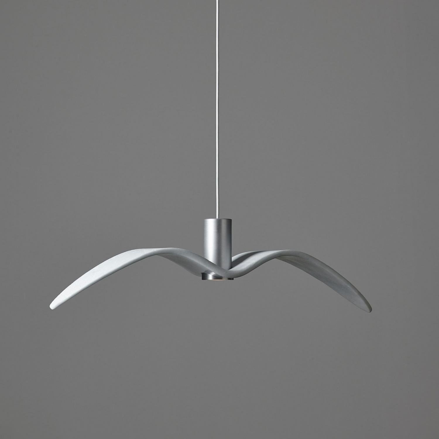 Levně BRO PC01112_005 Night Birds Exterior, závěsné svítidlo, 6,5W LED, opal / opaktní sklo / masiv, / stříbrný elox / kabel bílý, délka 73cm, IP54 - BROKIS A