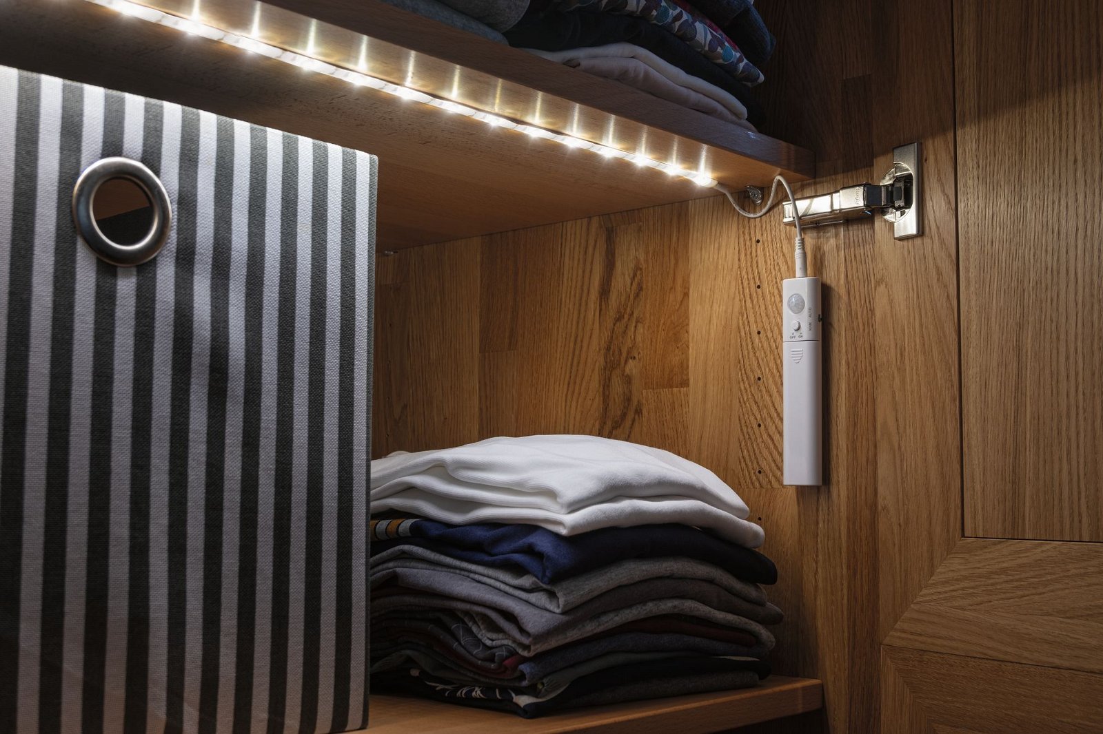 P 78899 LED Strip na baterie 1m 2W 156lm/m 3000K - PAULMANN (obrázek 3)