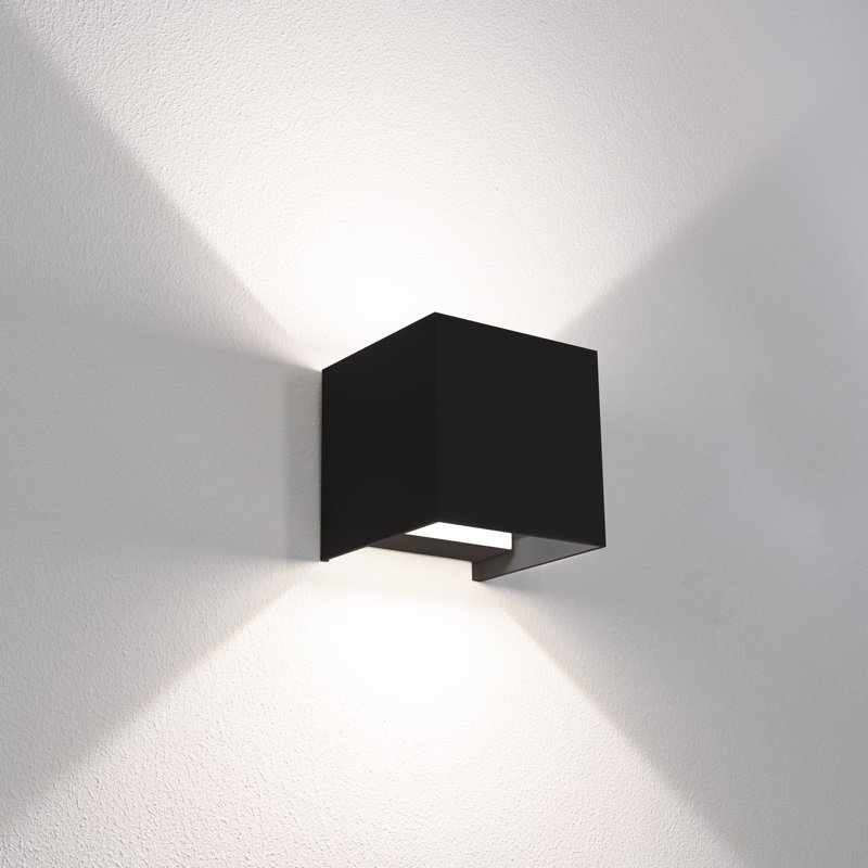 CEN UDSNE-1010 Venkovní svítidlo APPLIQUE LED UPDOWN QUADRATO NERO 10W 2700-4000-6500K 800lm IP65 - CENTURY