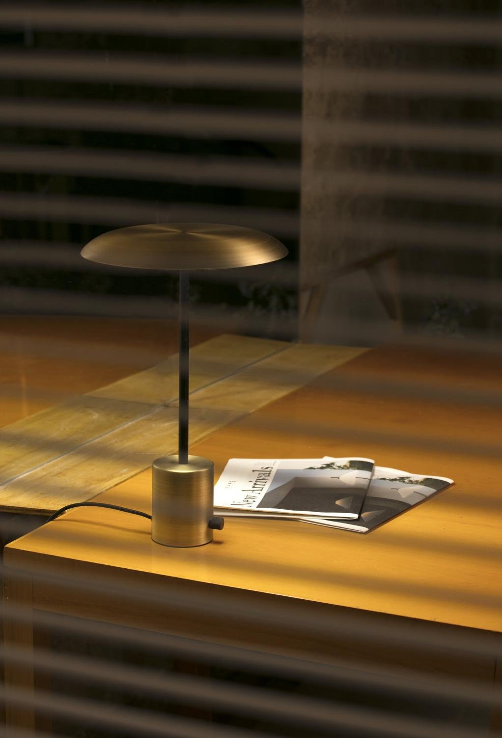 FARO 28387 HOSHI zlatá a černá stolní lampa - FARO (obrázek 3)