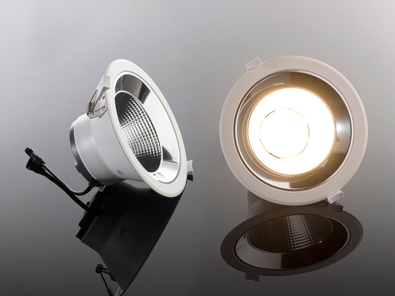 LED2 2236351D LED2 Zápustné venkovní svítidlo ALFA II 24 DALI/PUSH DIM 25W 3CCT 3000K/3500K/4000K UGR bílá - LED2 Lighting (obrázek 8)