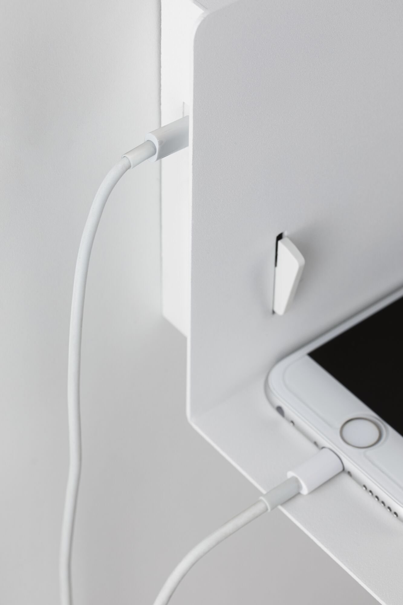P 96774 Nástěnné svítidlo Devara USB C E27 230V max. 40W stmívatelné bílá mat - PAULMANN (obrázek 5)