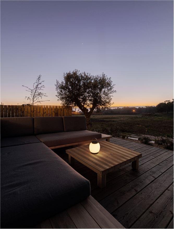 NV 9002876 Venkovní stolní lampa JIGRA černý hliník a akryl LED 2W 3000K 3,7V 306st. IP54 vypínač na těle / USB kabel - NOVA LUCE