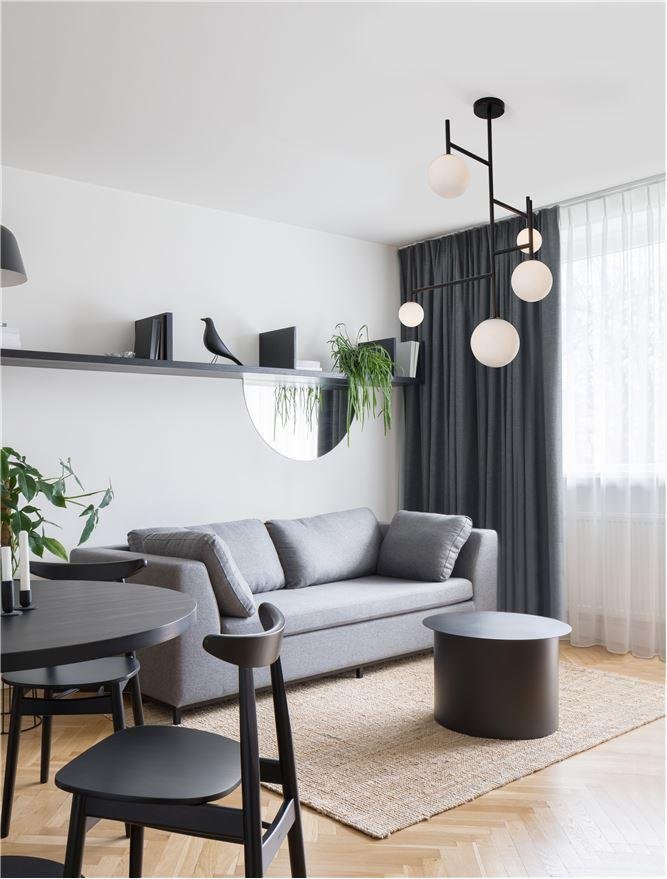 NV 9043304 Závěsné svítidlo LICATO opálové sklo černý hliník G9 5x5W 230V IP20 bez žárovky - NOVA LUCE
