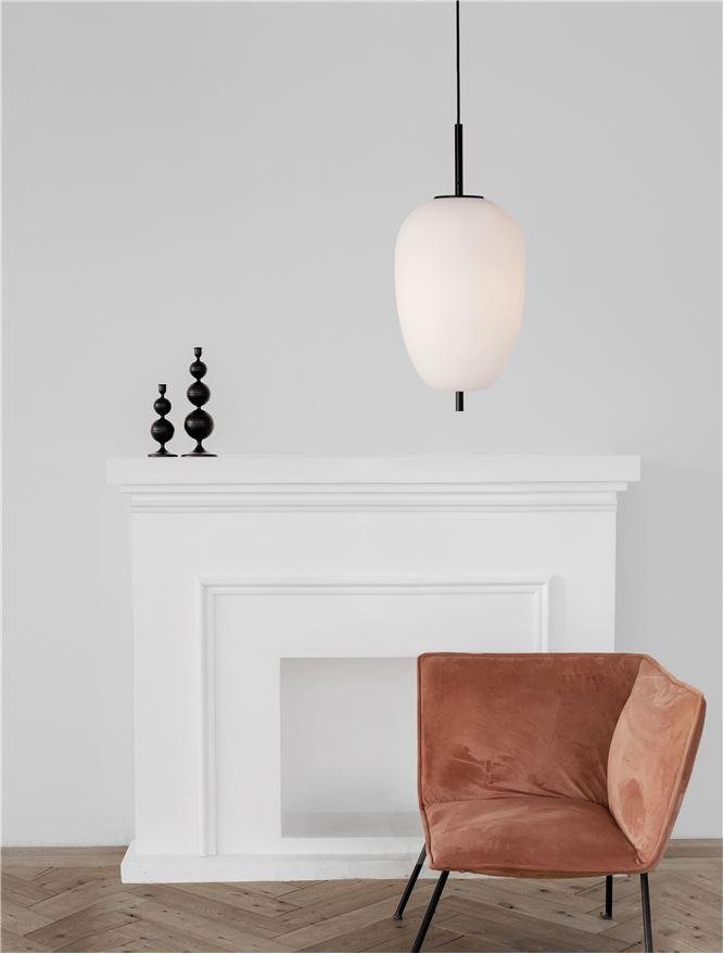 NV 9624073 Závěsné svítidlo LATO černý kov a opálové sklo E27 1x12W 230V IP20 bez žárovky - NOVA LUCE