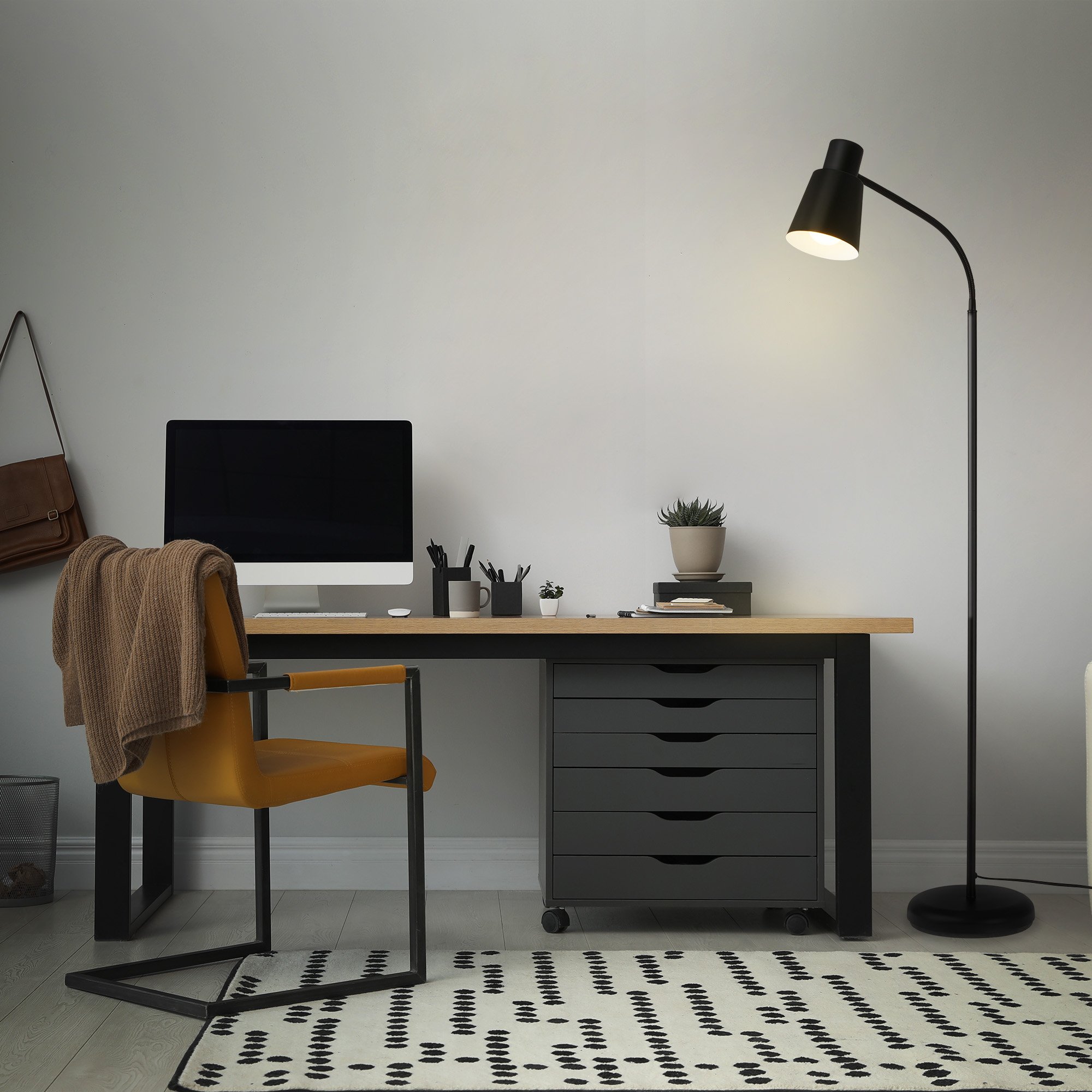 BRILO 1474015 Stojací svítidlo, 128 cm, 1x E27, max. 10W, černá - BRILO (obrázek 5)
