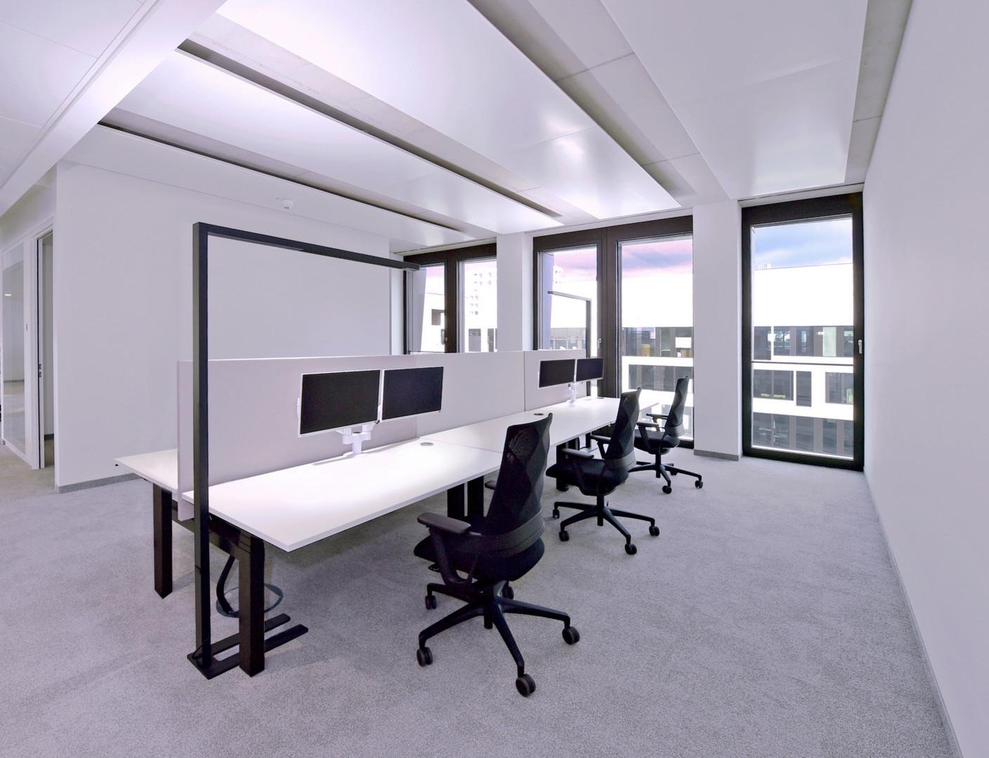 Obrázek produktu Deko-Light stojací svítidlo, Office Three Pro, Motion, 80 W, DIM, 2700/6500 K, 220-240V 9000 lm 1240 mm bílá RAL 9016 - LIGHT IMPRESSIONS 7 Obrázek produktu Deko-Light stojací svítidlo, Office Three Pro, Motion, 80 W, DIM, 2700/6500 K, 220-240V 9000 lm 1240 mm bílá RAL 9016 - LIGHT IMPRESSIONS 7