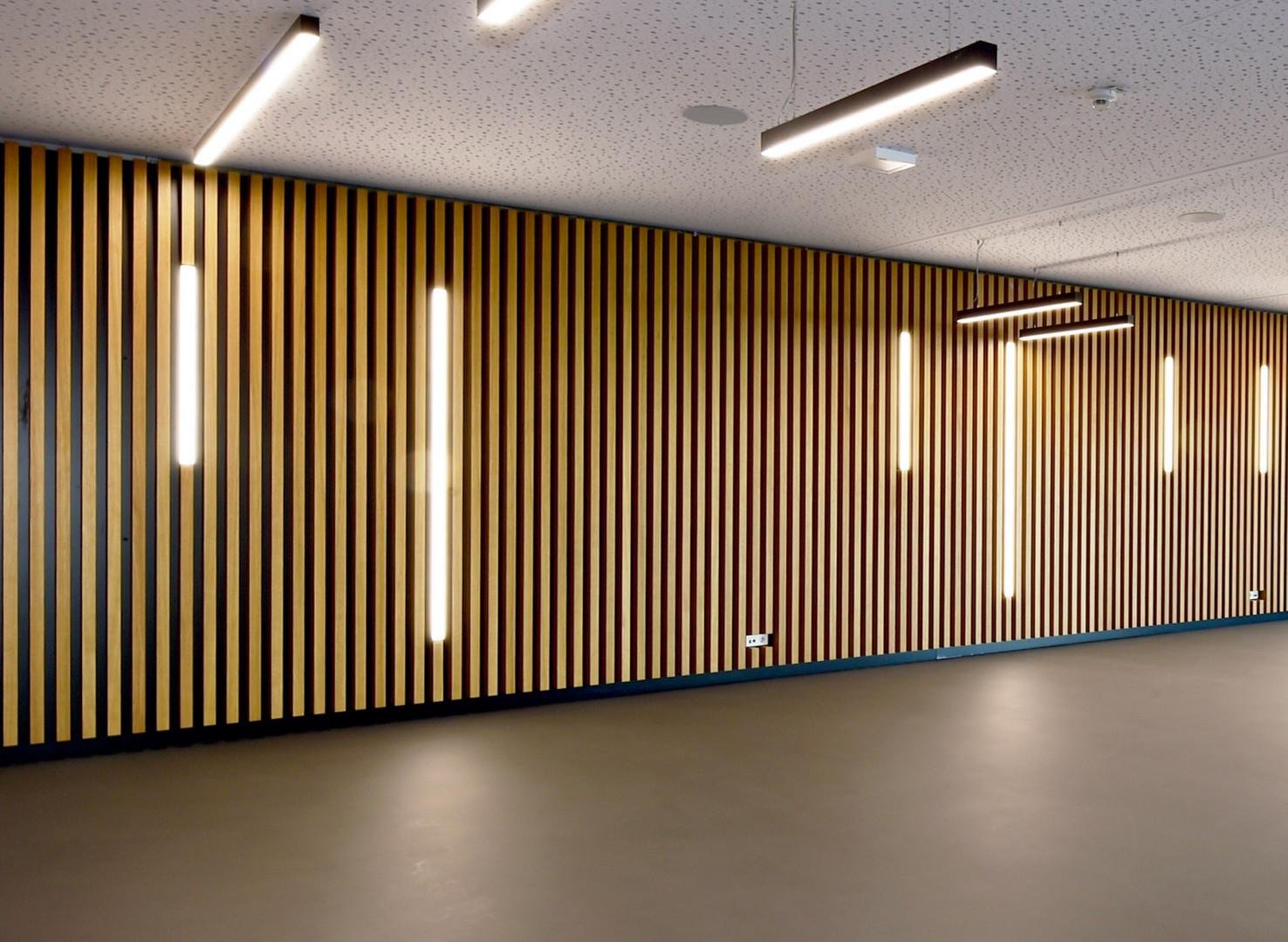 Obrázek produktu Deko-Light profil, PLANO BSH pro montáž na stěnu, 85 x 38mm, alu elox LED-nosič, 2m, hliník, hliník, stříbrná elox 2000 mm - LIGHT IMPRESSIONS 2 Obrázek produktu Deko-Light profil, PLANO BSH pro montáž na stěnu, 85 x 38mm, alu elox LED-nosič, 2m, hliník, hliník, stříbrná elox 2000 mm - LIGHT IMPRESSIONS 2