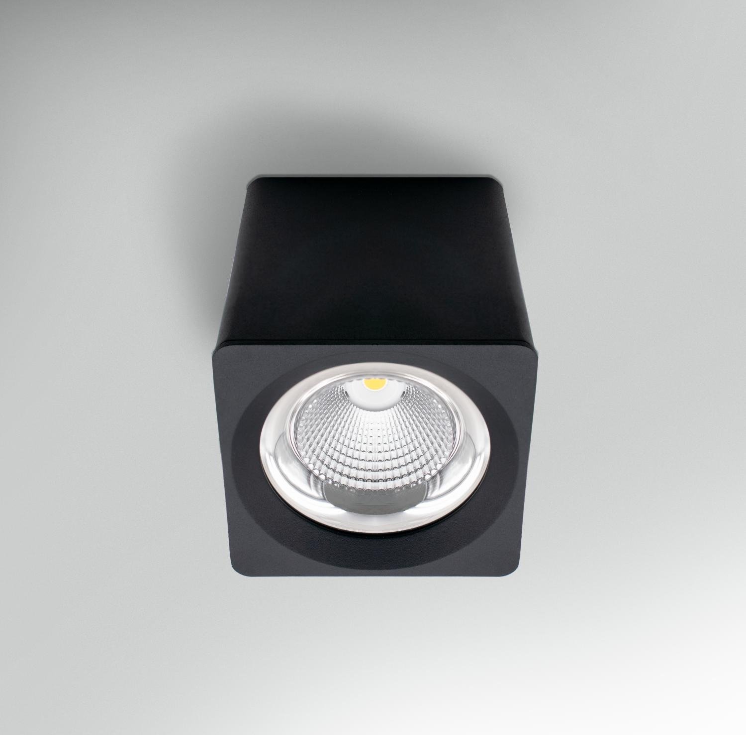 CEN QBNE-3516130 Stropní svítidlo LED QUBE ČERNÉ 161x161x164mm 35W 230V 3000K 45d IP20 - CENTURY