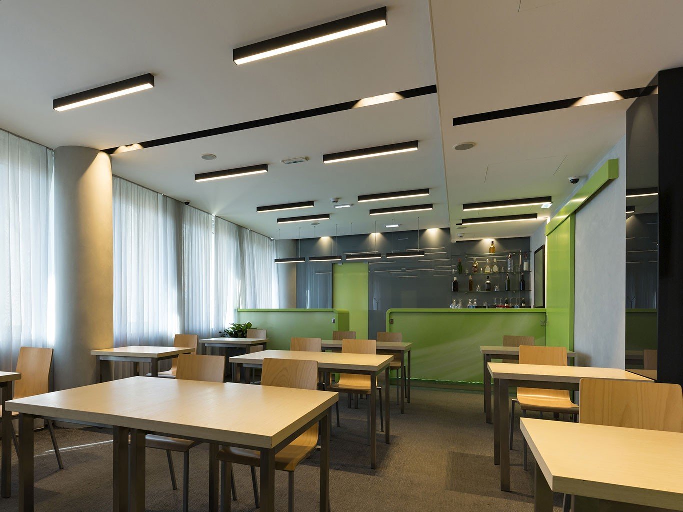 LED2 1314153ZBTW LED2 Stropní svítidlo LINO II 90 P, B PRISMA 24W ZIGBEE TW 3CCT 3000K/3500/4000K černá - LED2 Lighting (obrázek 4)