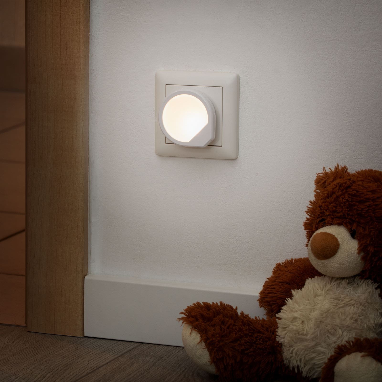 BRI 2199-016 LED svítidlo do zásuvky 5,9 cm 0,4W 1,5lm bílé - BRILONER (obrázek 3)