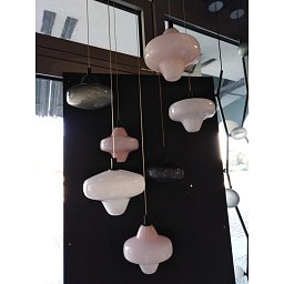 Obrázek pro produkt Závěsné svítidlo STARCLOUD ATRIA (2x perleť.šedá) + VEGA (2x opalín bublinky) + LYRA (2x perleť.růžová) + LYRA (1x perleť.růžová bublinky) + černý baldachýn 50cm - BROKIS