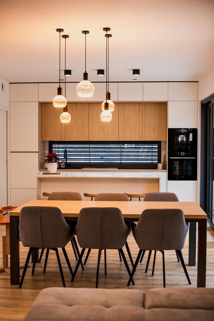 IMPR 180734 Deko-Light LED designová žárovka Moon 125, DIM, E27, 6,0W, 1900K, kouřová (obrázek 4)