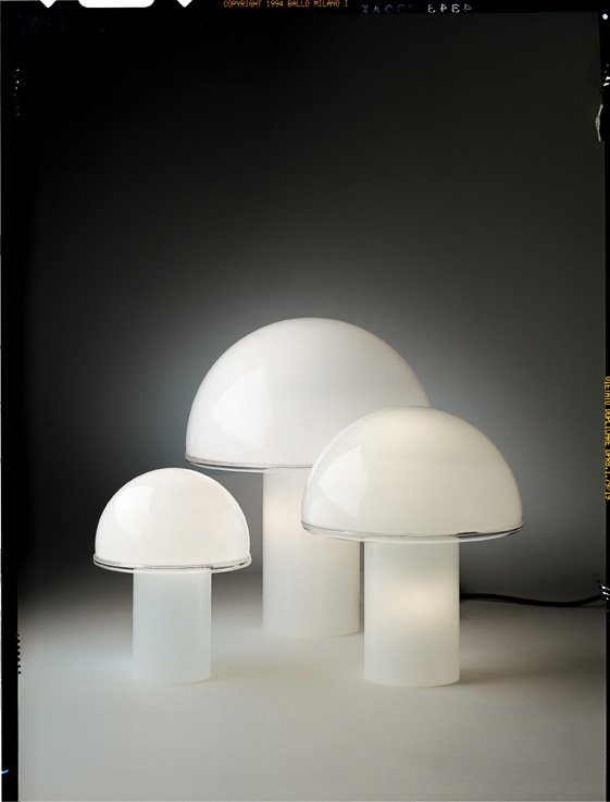 Levně AR A006400 Stolní lampa ONFALE GRANDE 1x42W opál sklo, výška 26cm - ARTEMIDE