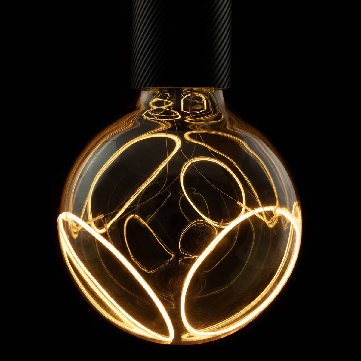 LA 1008159 LED Globe 125 2x schräge Soft Curve LED žárovka, kouřový efekt, E27, PHASE, 6W, 1900K - BIG WHITE (SLV)