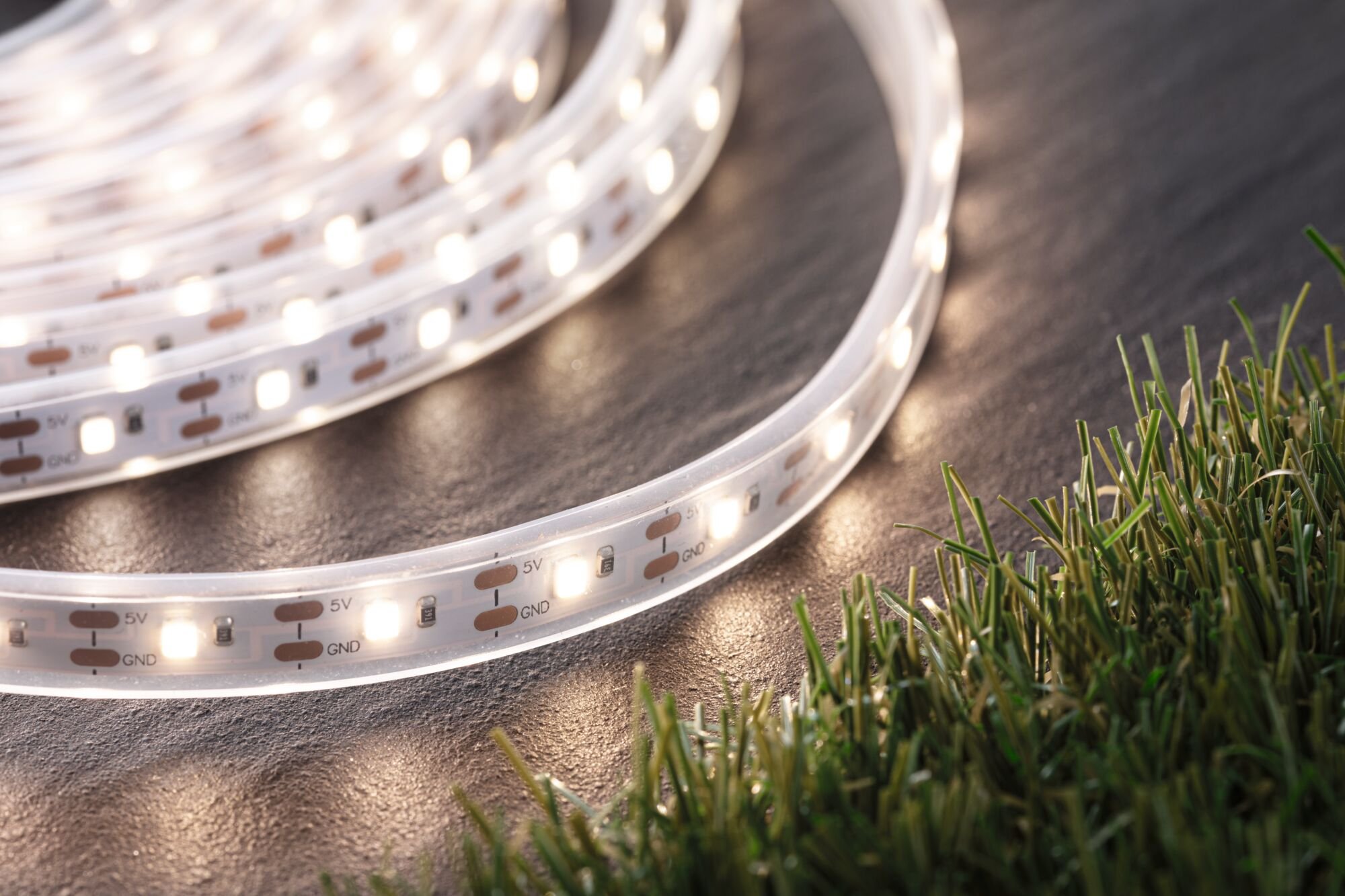 P 71193 LED pásek solární vč. dálkový ovladač 5m IP44 2,8W 51lm/m 60 LEDs/m 3000K - PAULMANN (obrázek 6)