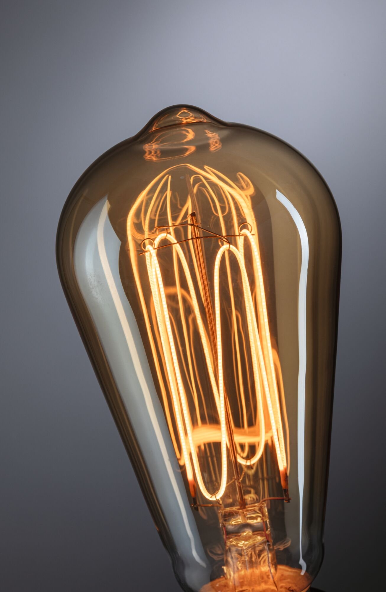 P 29241 Rustic Shine Standard 230V LED žárovka E27 Filament I-Form 4,2W 1800K stmívatelné zlatá - PAULMANN (obrázek 5)