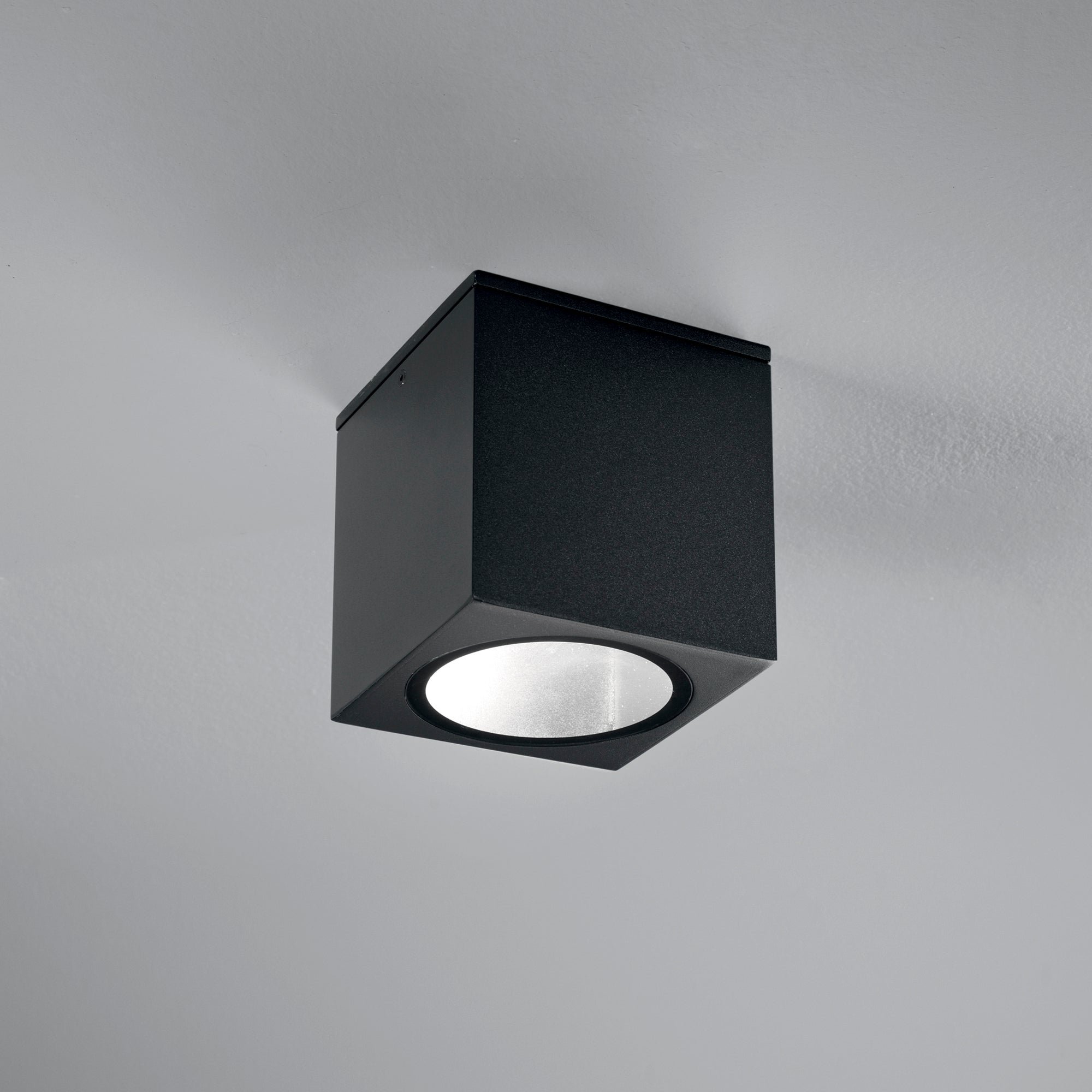 FAN I-CITIZEN-Q1-NER Venkovní stropní svítidlo Citizen, černé, 1 x E27, IP54, 15 x 15 x 17 cm - FANEUROPE