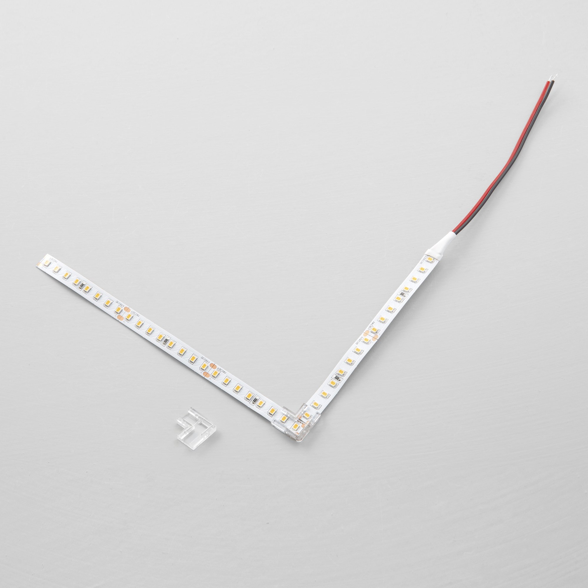 FAN STRIP24V-8-L-CONN Příslušenství LED pásek spojka průhledná (1 ks) pro STRIP 24 V 8x8x8 mm - FANEUROPE