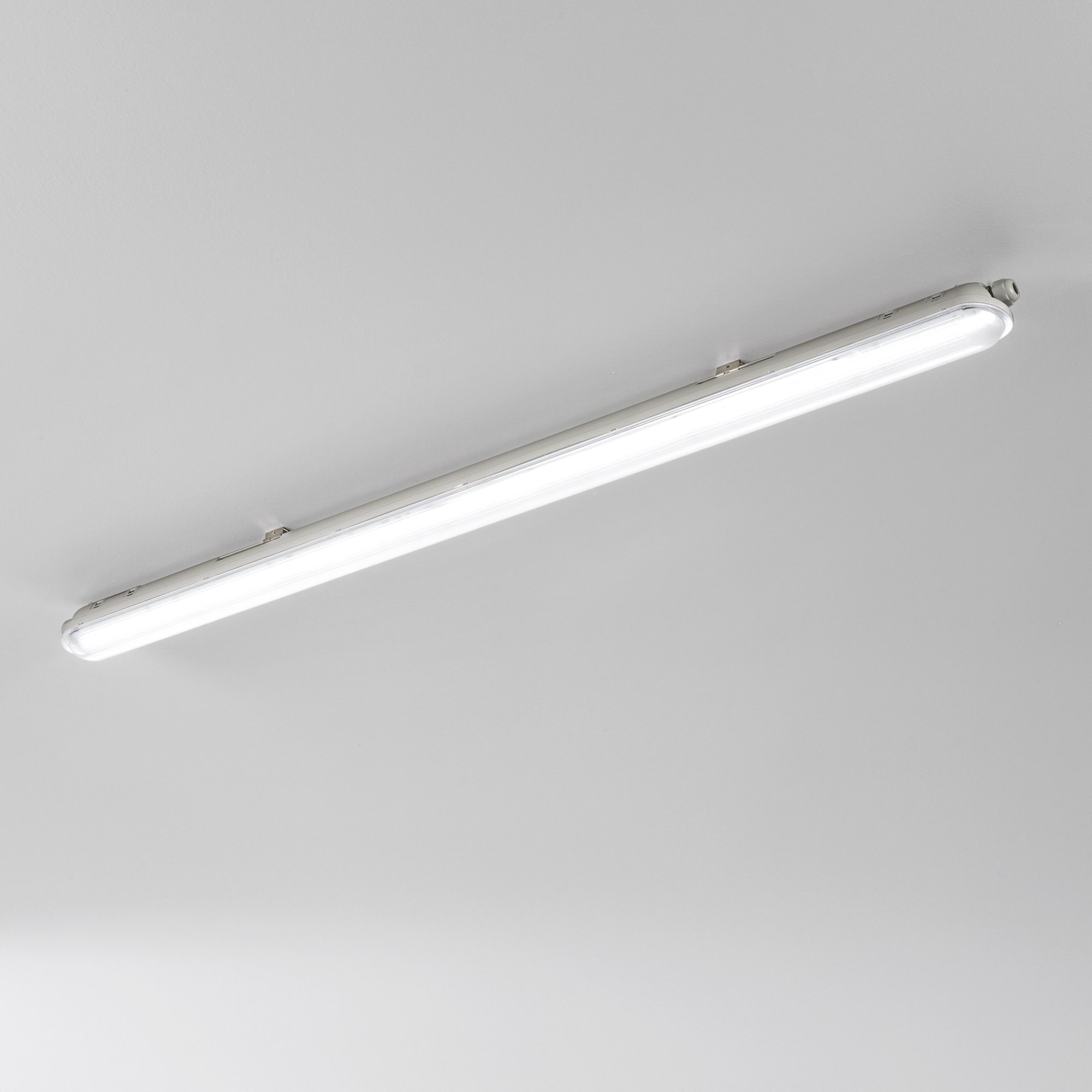 FAN LED-NAUTILUS-120HP Nouzové stropní svítidlo LED NAUTILUS EMERGENZA 40 W 5400 lm 4000 K 3h IP65 7,2 x 118 x 6,1 cm - FANEUROPE (obrázek 5)