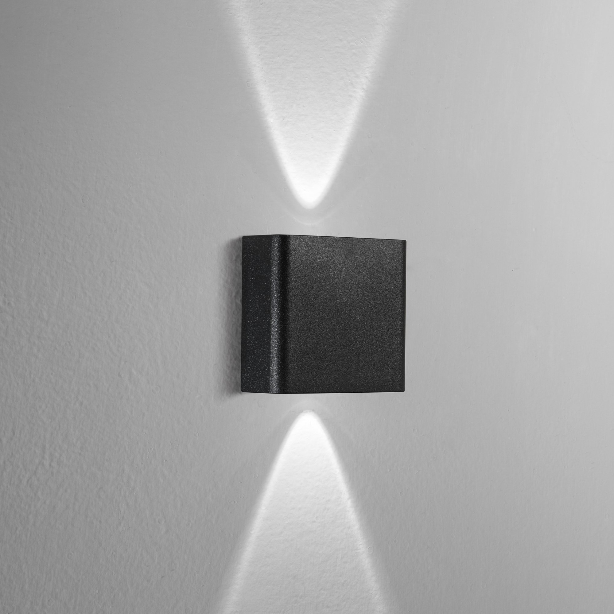 FAN LED-W-KLEIN-AP6-NER Nástěnné svítidlo LED 6x1W polykarbonát černá 160x100x40 mm - FANEUROPE (obrázek 5)