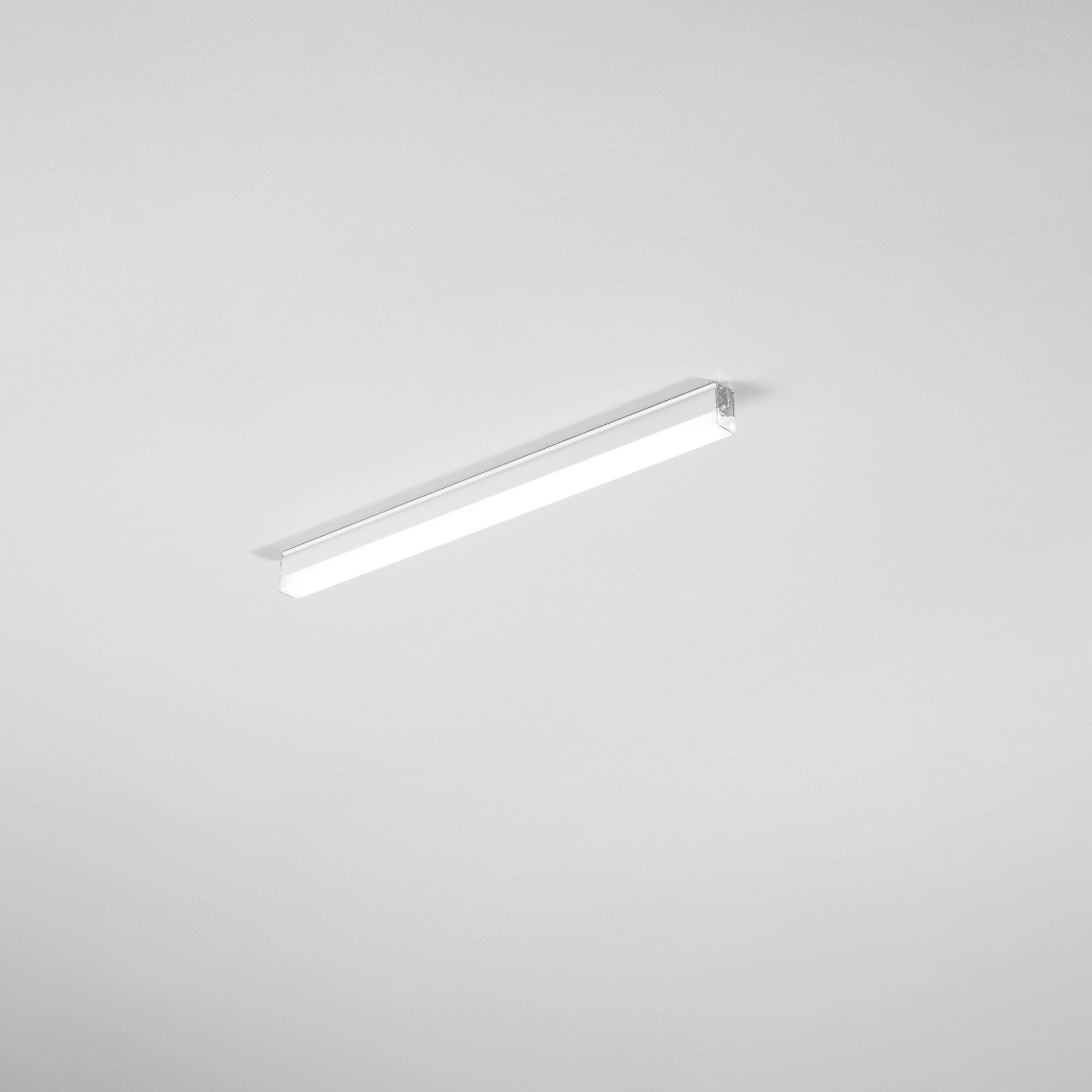 FAN LEDBAR-SHAPE-44M LED lišta SHAPE, bílý PC kryt, 7 W, 700 lm, 4000 K, 44 cm - FANEUROPE (obrázek 5)