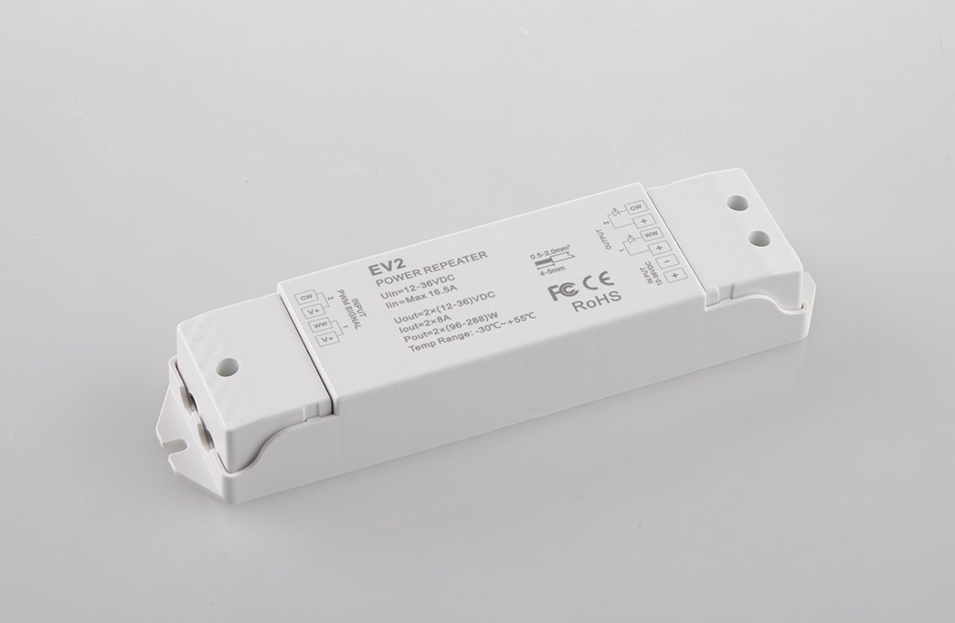 FAN RF-AMPLIFICATORE-2CH Zesilovač DI POTENZA 12-36 V DC 8 A x 2 CH max 16 A 17,5x4,5x2,7 cm - FANEUROPE