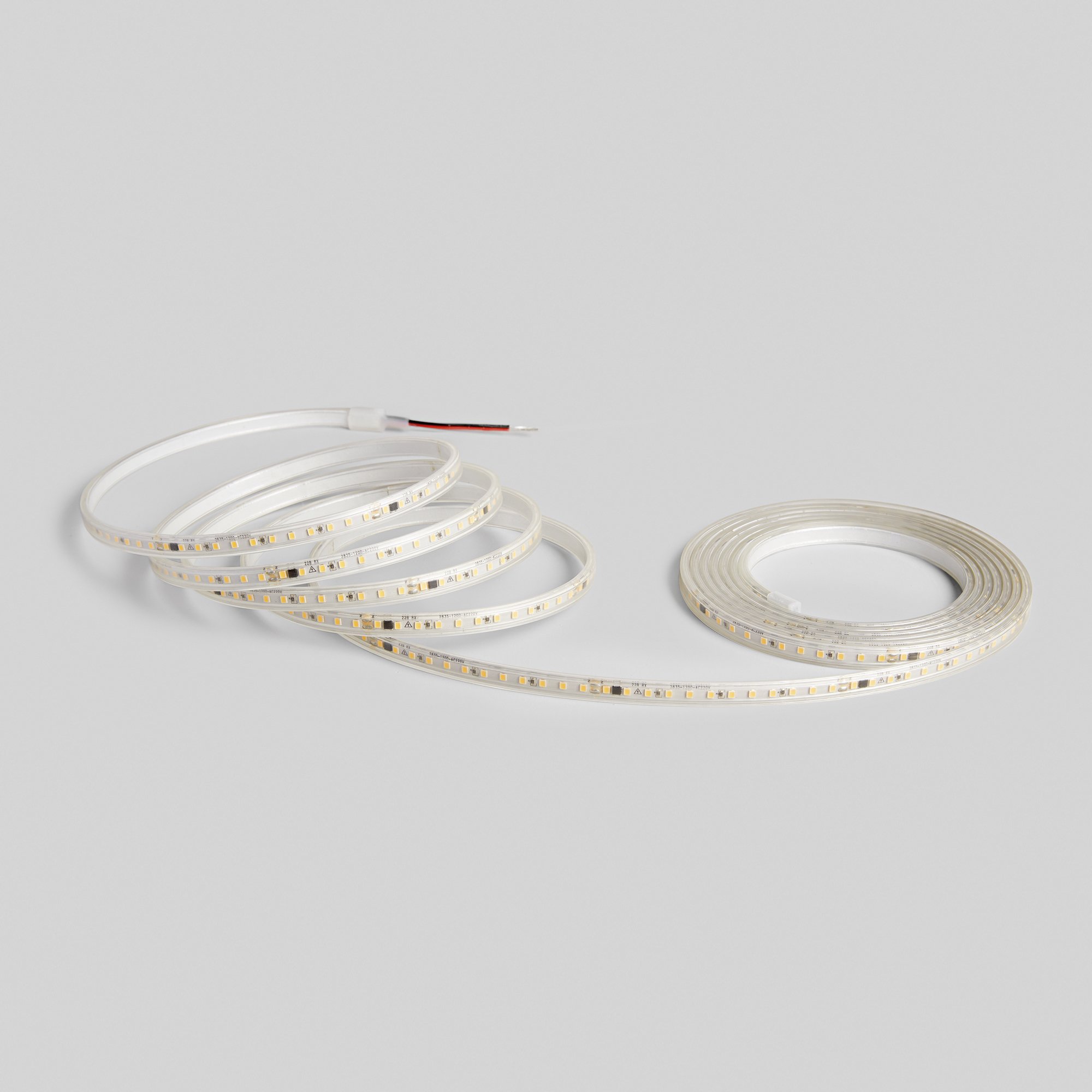 FAN STRIP220V-2835-8F LED pásek SMD 220 V 8 W/m 960 lm/m 6500 K pf > 0.5 20 m - FANEUROPE