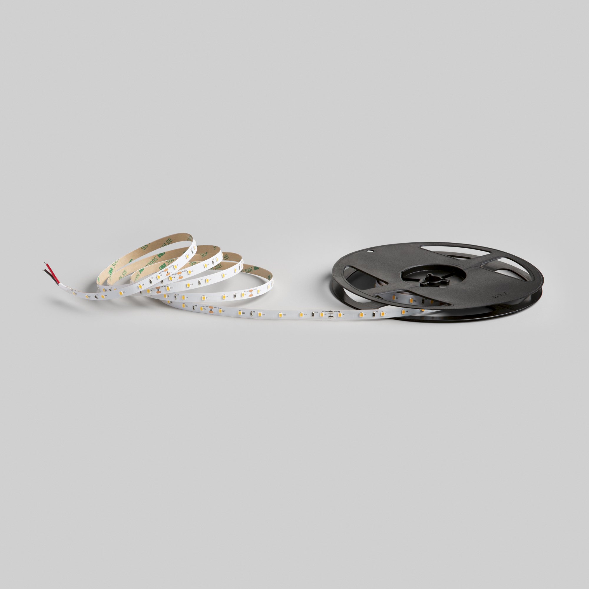 FAN STRIP24V-2835-5C LED pásek SMD 24 V 5 W/m 2375 lm 3000 K CRI > 90 5 m - FANEUROPE