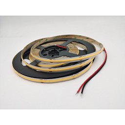 Obrázek pro produkt LED pásek COB DC24V KAPTON 480 LED/m 15W/m 7690 lm 3000K 0,8x500 cm - FANEUROPE
