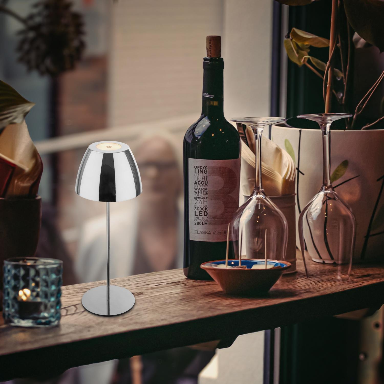 BRILO 7522118 Serina LED bezdrátová stolní lampička IP44, stmívatelná, dotykový vypínač, chrom - BRILO (obrázek 8)