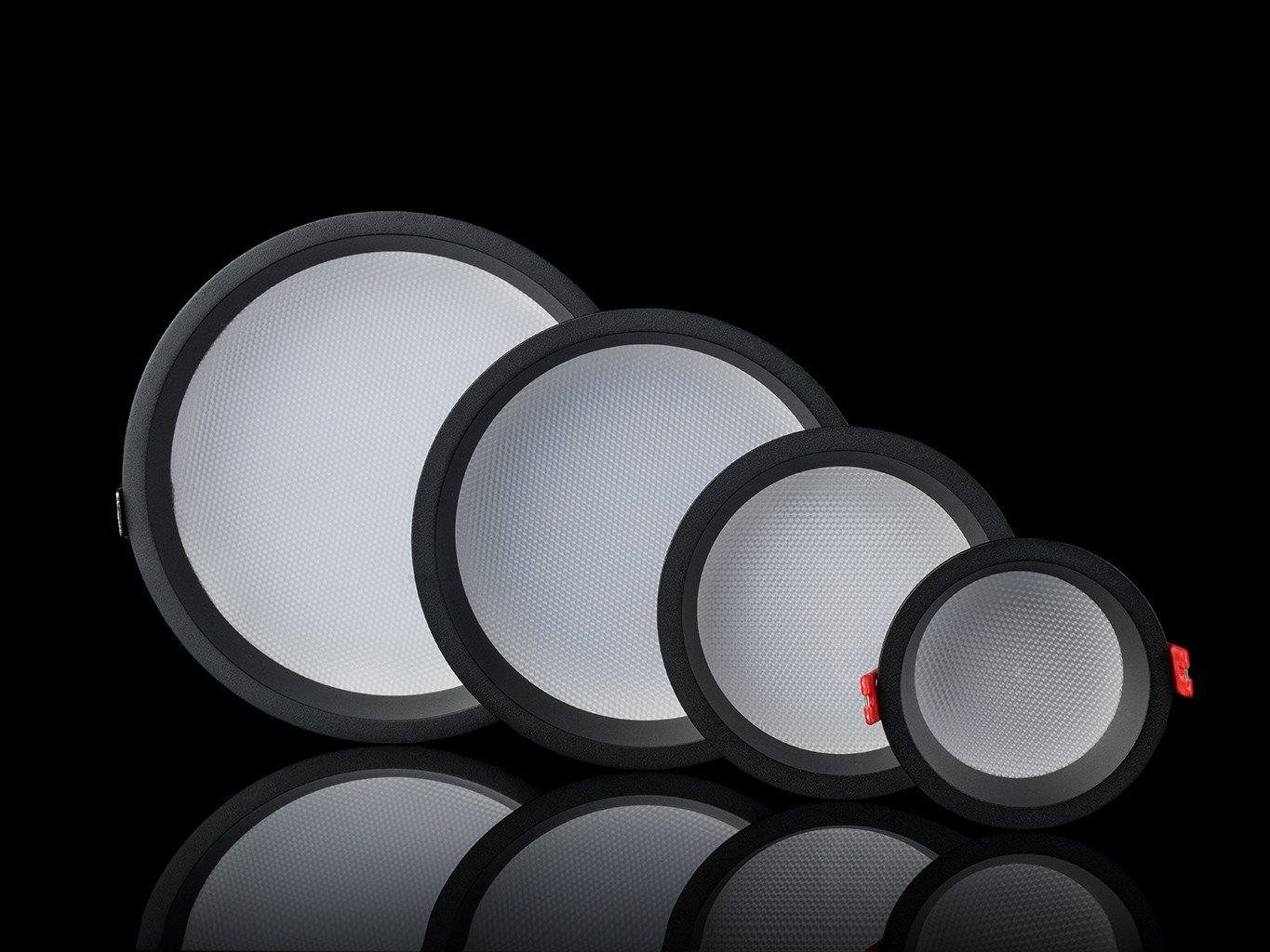 LED2 2550373DT LED2 Zápustné svítidlo ZETA II M, B TRIAC 23W 2700K/3000K/4000K UGR černá - LED2 Lighting (obrázek 4)