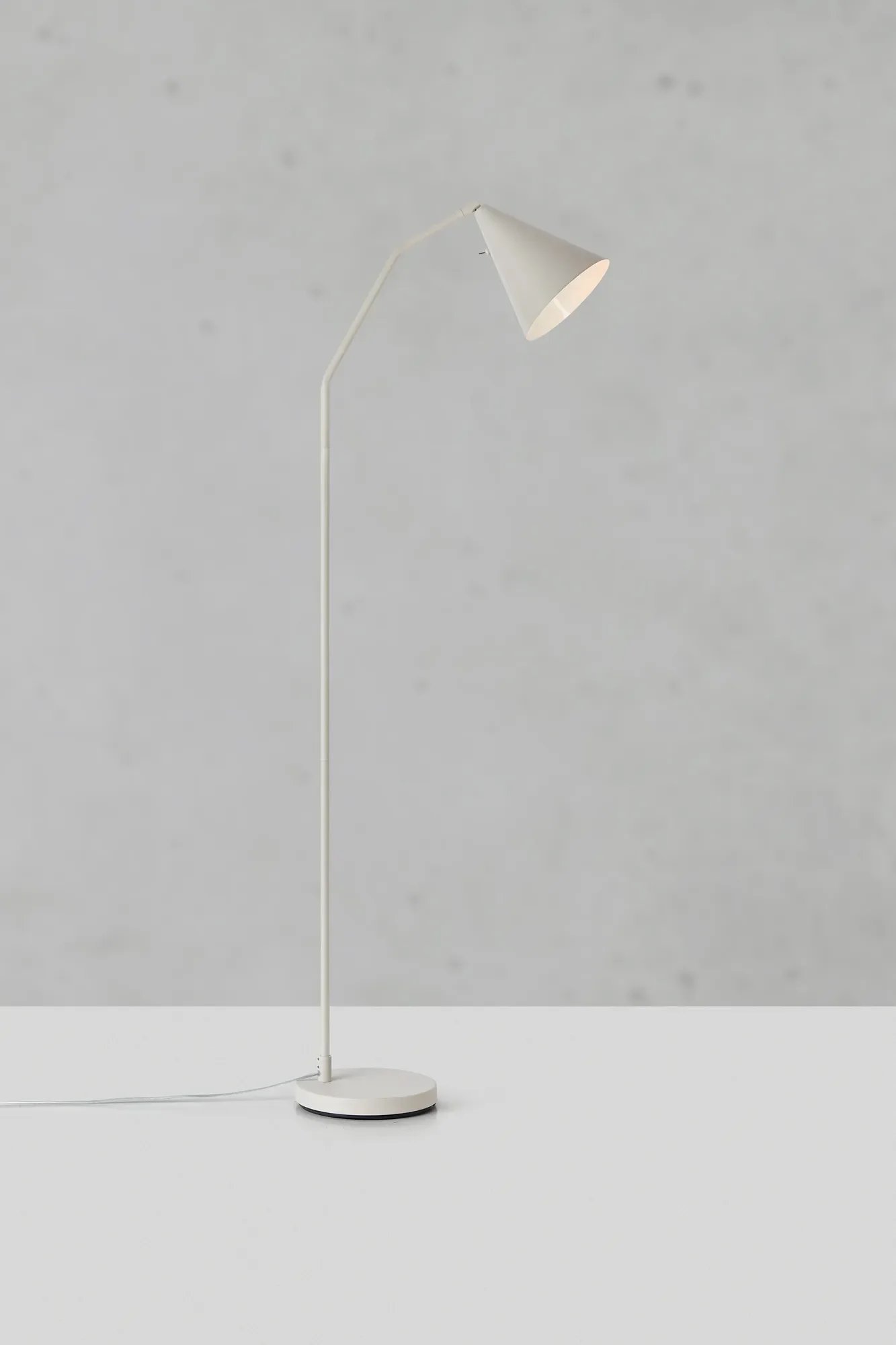 MAR 108890 Funil LED stojací lampa béžová 3 krokové stmívání - Markslöjd (obrázek 5)