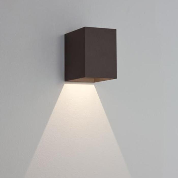 Levně AST 1298004 OSLO 100 nástěnná černá 230V/700mA LED 3W IP65 3000K (starý kód: AST 7109) - ASTRO Lighting
