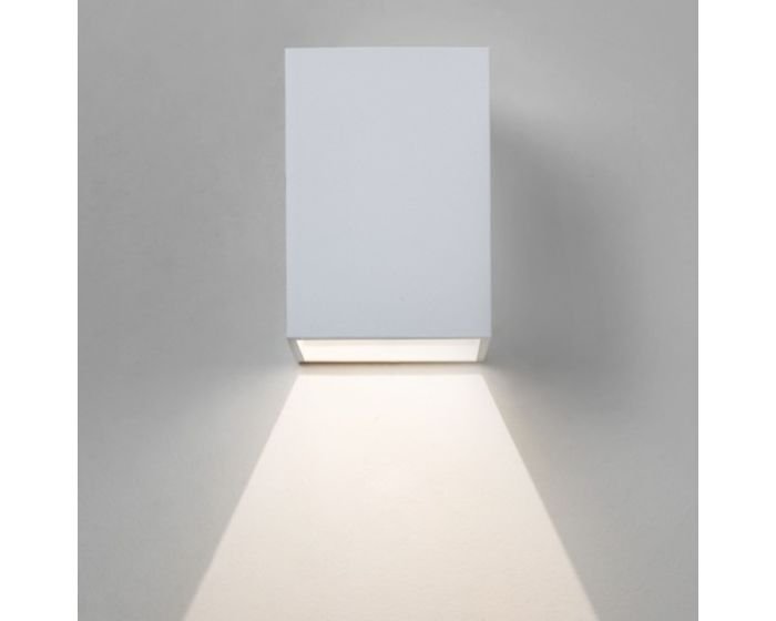 Levně AST 1298005 Nástěnné svítidlo Oslo 100 bílé 1x3W LED IP65 (starý kód: AST 7493) - ASTRO Lighting