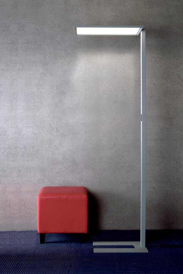 Obrázek produktu Deko-Light stojací svítidlo Office One čiré stmívatelné 100-277V 65,00W 4000 K 6900 lm 1950 mm stříbrná - LIGHT IMPRESSIONS 5 Obrázek produktu Deko-Light stojací svítidlo Office One čiré stmívatelné 100-277V 65,00W 4000 K 6900 lm 1950 mm stříbrná - LIGHT IMPRESSIONS 5