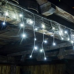 Obrázek pro produkt DECOLED LED světelné krápníky Hobby Line, 2x0,5m, ledově bílá, 40 diod, pouze do interiéru. 