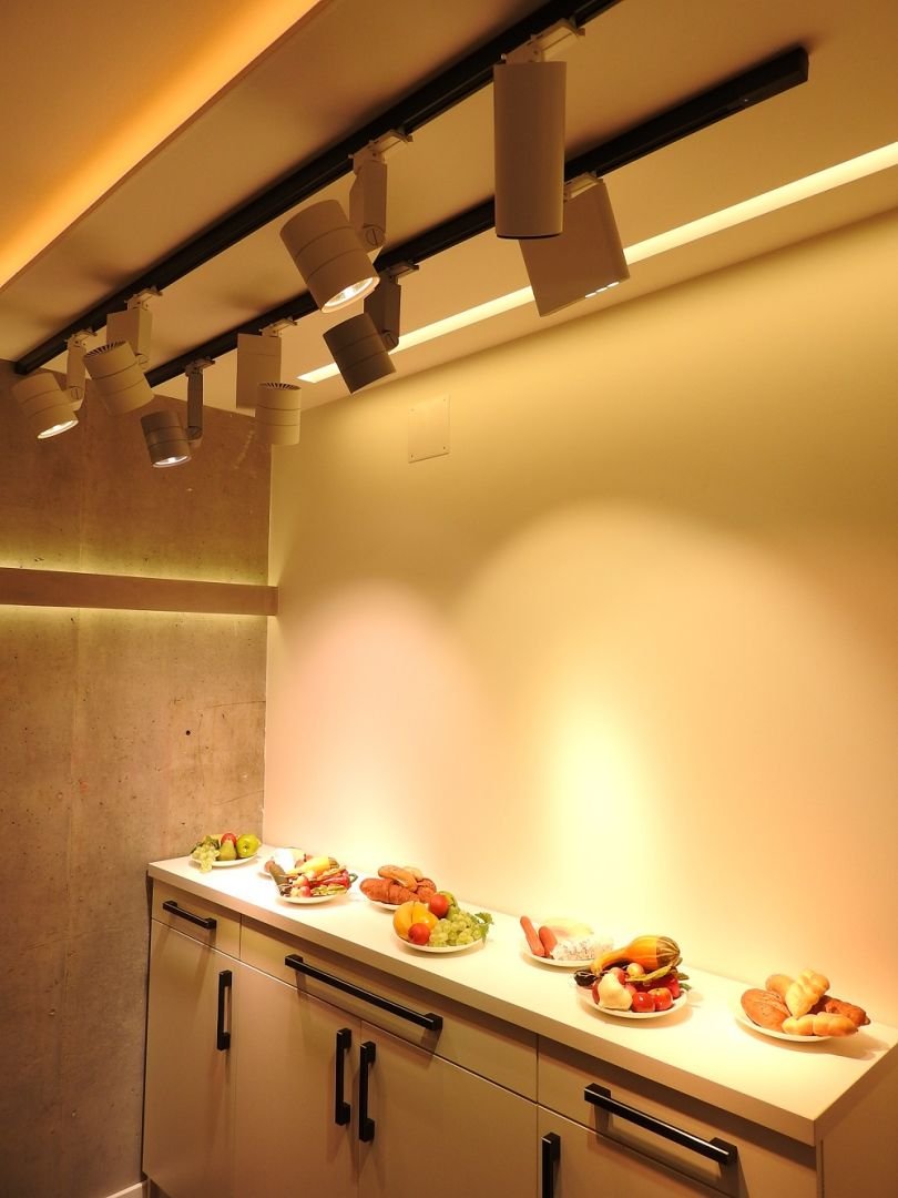 HAL 172-600S-10GGD/E30, W Svítidlo lištové IXYO LED MODUL 1x22W 3000K IP20 (172-600S-10GGD/E30, W) - HALLA (obrázek 2)