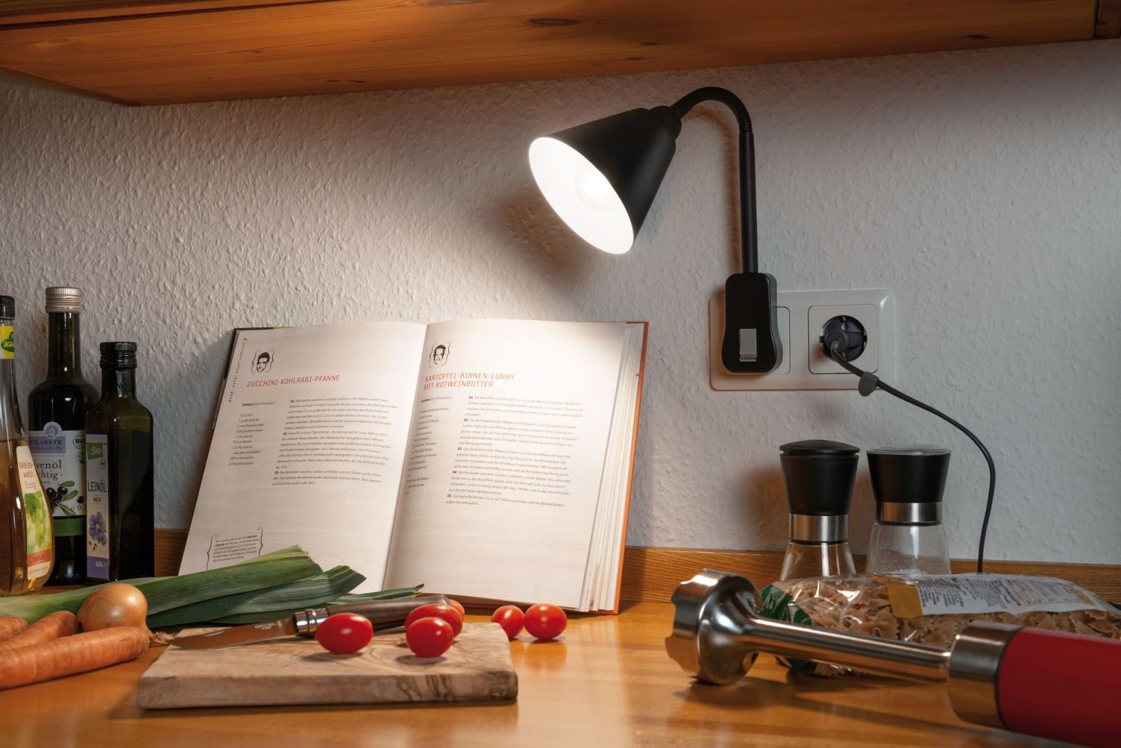 P 95427 Svítidlo do zásuvky Junus Flexarm E14 černá vypínač na lampě - PAULMANN (obrázek 3)