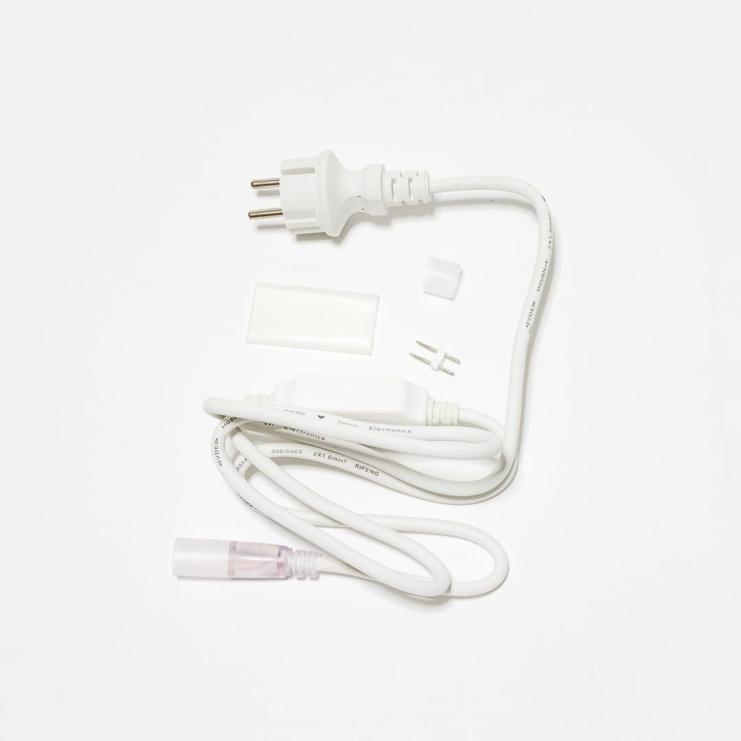 DLED DDNAC01 DecoLED Napájecí kabel pro D-TYP jednostranný LED Neon, IP67, 1,5 m, bílý DDNAC01