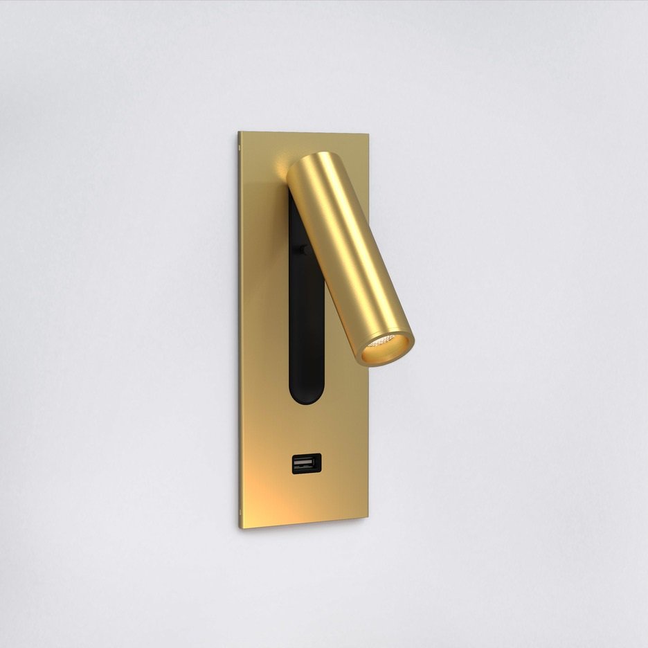 AST 1215103 Nástěnné svítidlo Fuse LED USB matná zlatá 3,5W 2700K - ASTRO Lighting