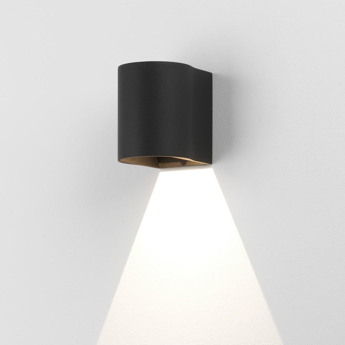 AST 1384003 Venkovní nástěnné svítidlo Dunbar 100 LED 3.7W 3000K černá - ASTRO Lighting