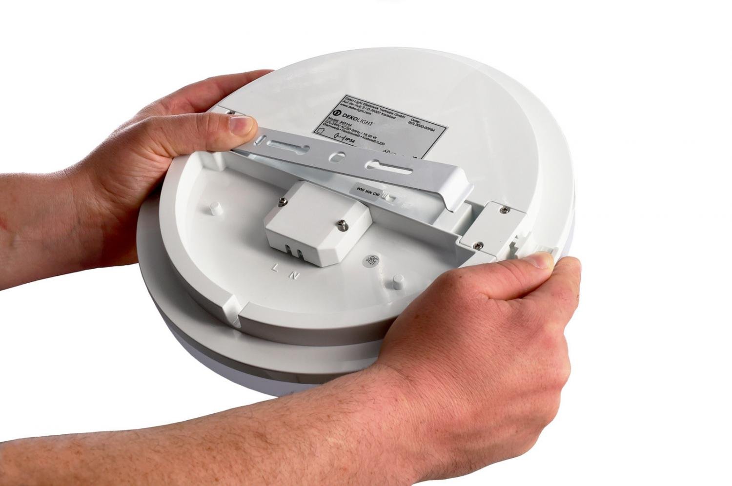 Obrázek produktu Deko-Light stropní přisazené svítidlo Altais 12W Motion 220-240V AC/50-60Hz 12,00 W 3000/4000/6000 K 1260 lm bílá - LIGHT IMPRESSIONS 3 Obrázek produktu Deko-Light stropní přisazené svítidlo Altais 12W Motion 220-240V AC/50-60Hz 12,00 W 3000/4000/6000 K 1260 lm bílá - LIGHT IMPRESSIONS 3