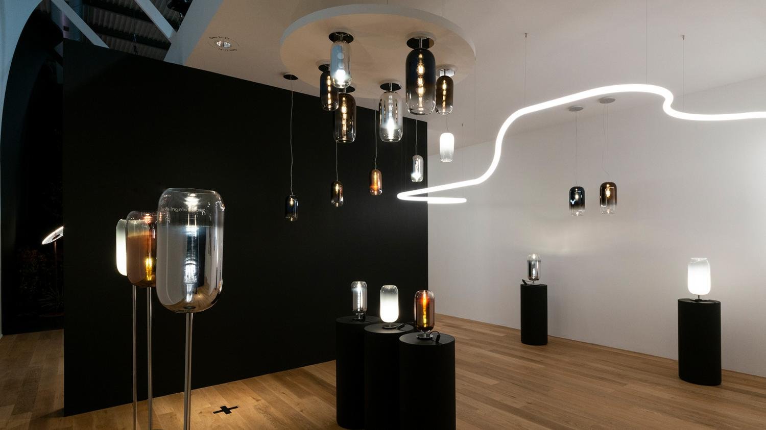 AR 1405340A Gople - černá měď - ARTEMIDE (obrázek 7)