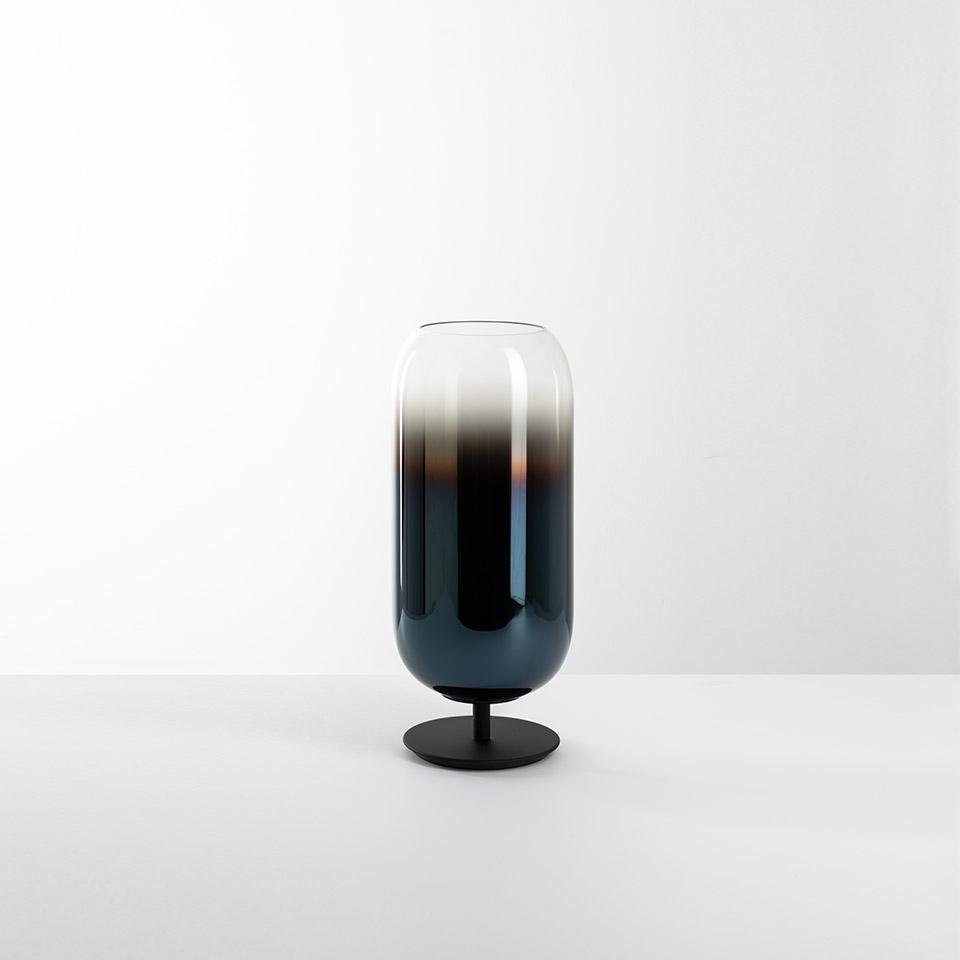 AR 1409350A Gople Mini stolní lampa - černá modrá - ARTEMIDE