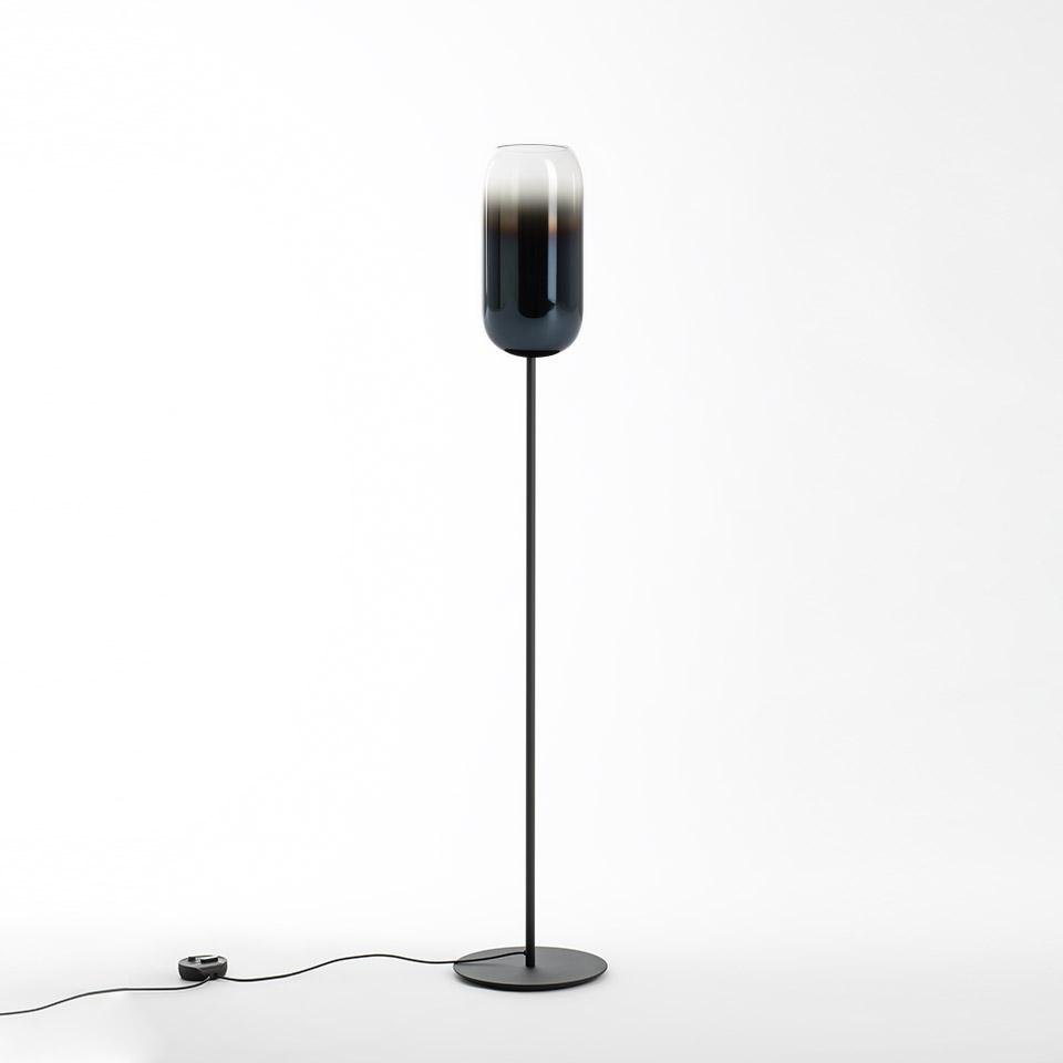 AR 1410350A Gople stojací lampa - černá modrá - ARTEMIDE