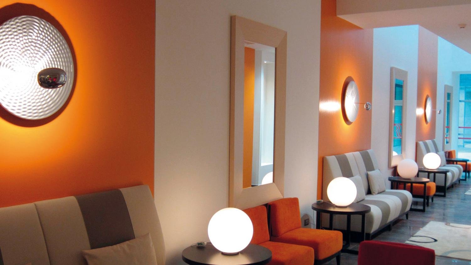 AR 1471W10A Droplet Mini nástěnné/stropní LED 2700K - ARTEMIDE (obrázek 4)