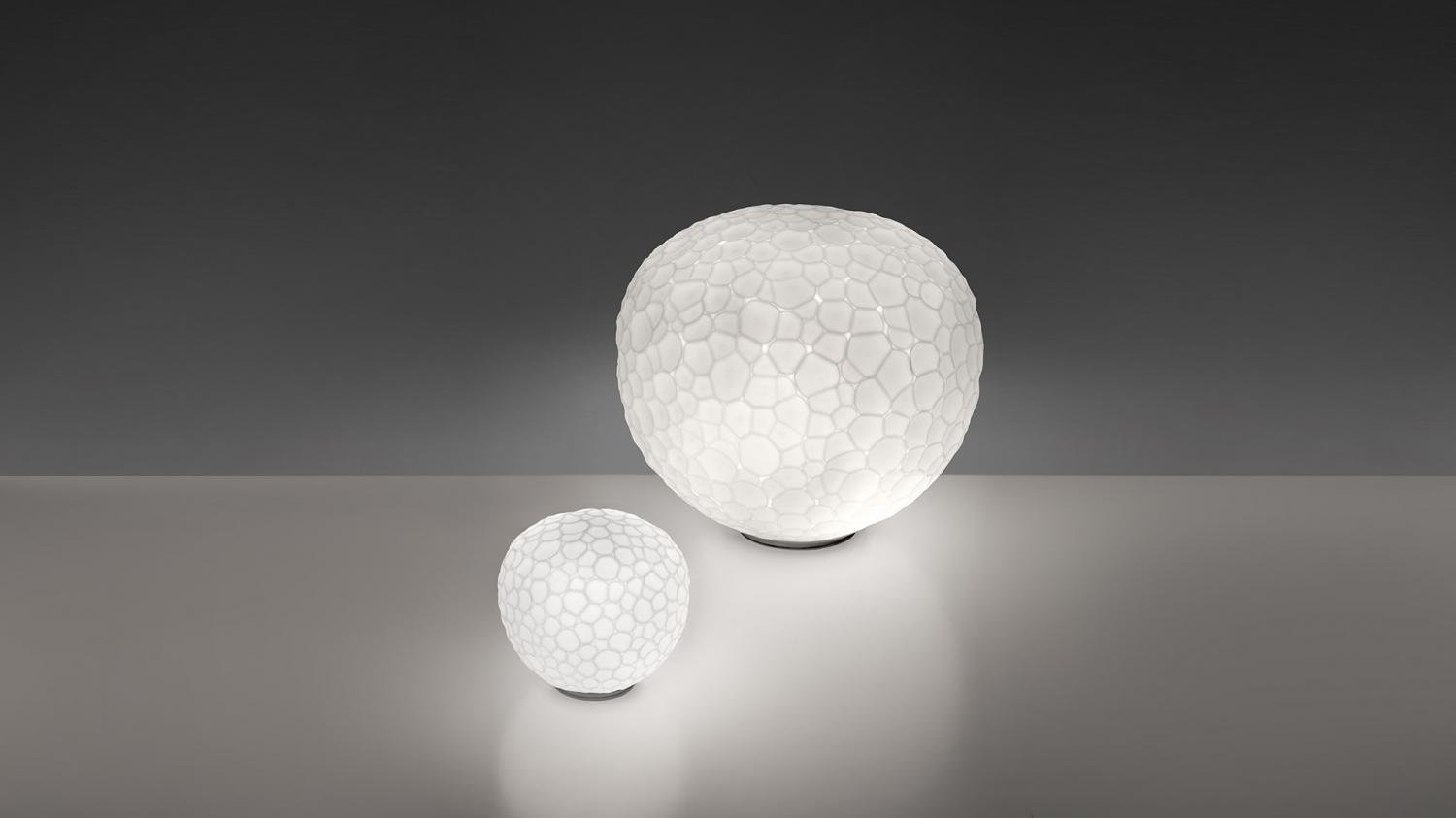 AR 1700010A Meteorite 35 stolní lampa - ARTEMIDE (obrázek 4)